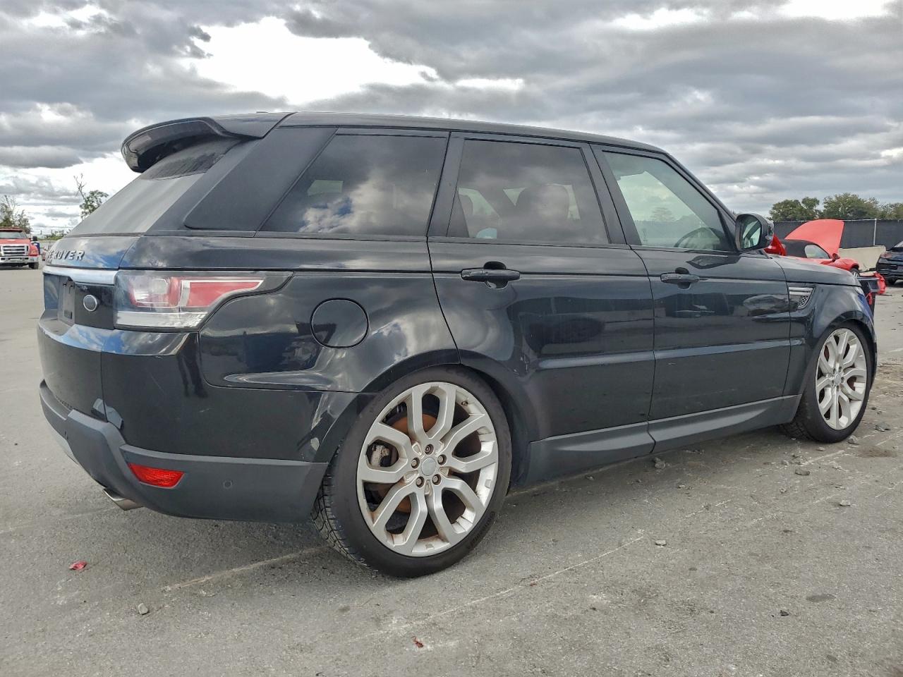 2016 LAND ROVER RANGE ROVER SPORT HSE photo 3
