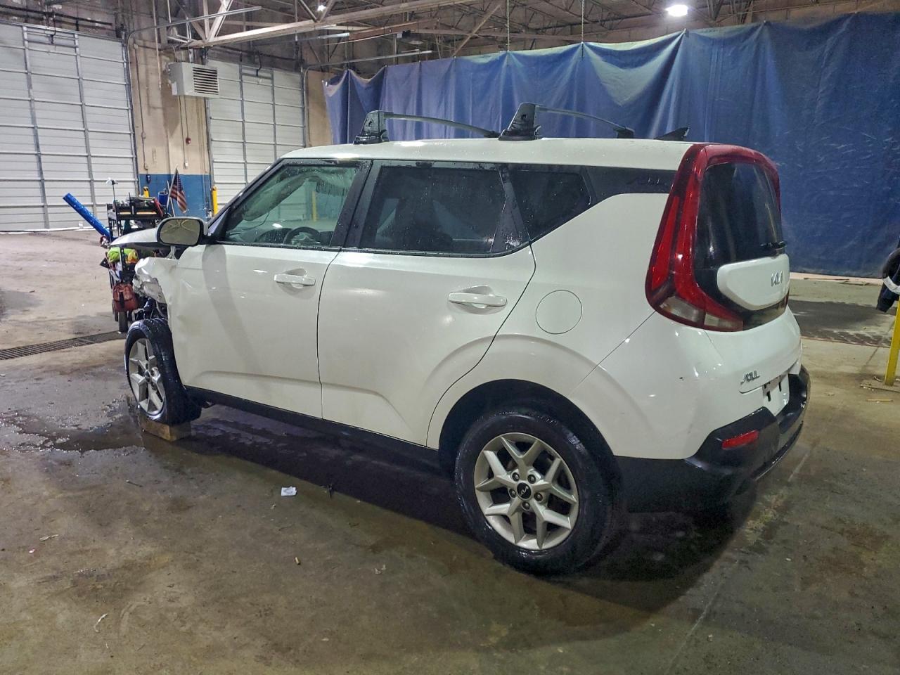 2022 KIA SOUL LX photo 3