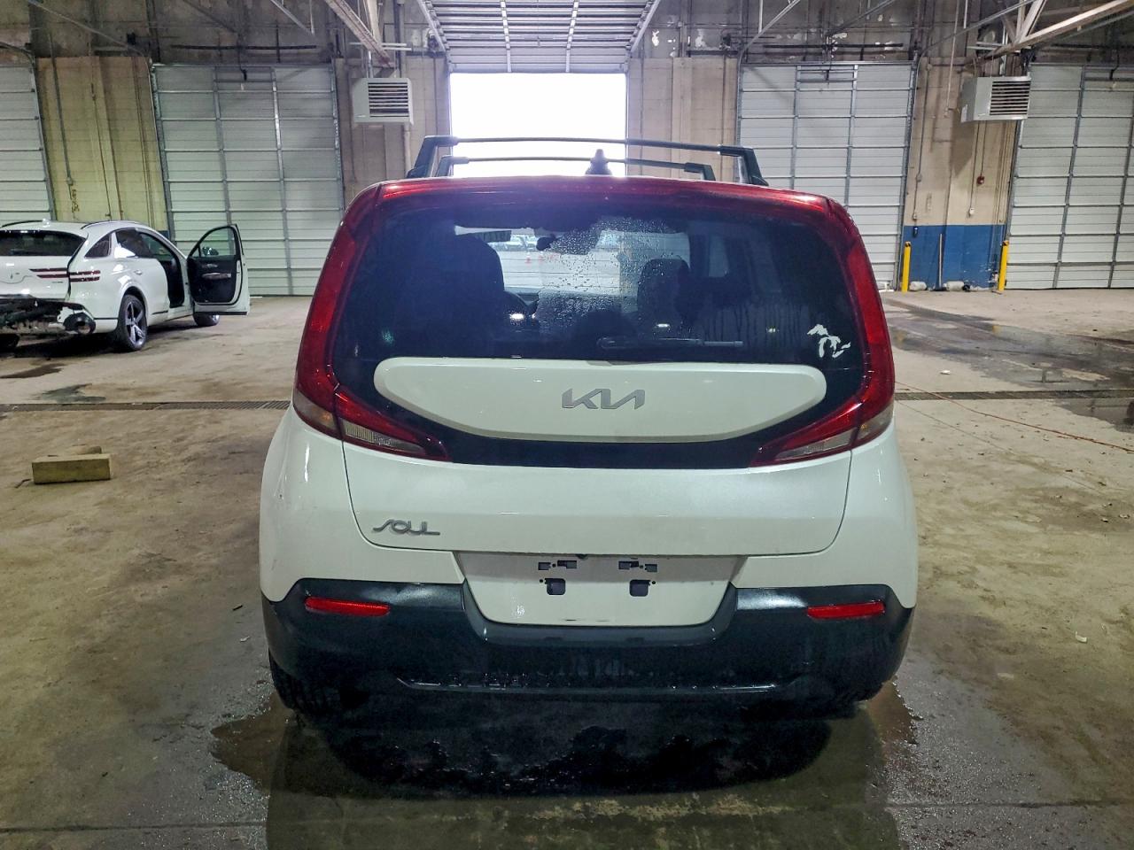 2022 KIA SOUL LX photo 11