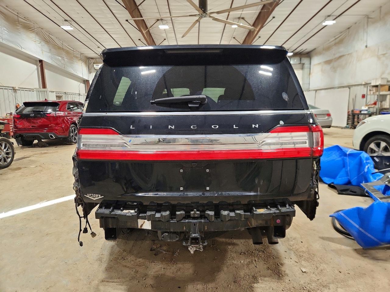 2020 LINCOLN NAVIGATOR L RESERVE photo 6