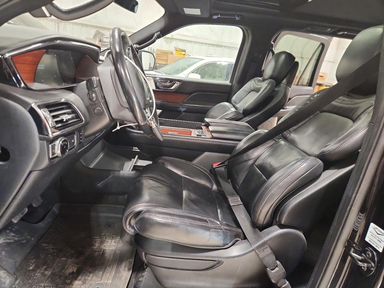 2020 LINCOLN NAVIGATOR L RESERVE photo 7