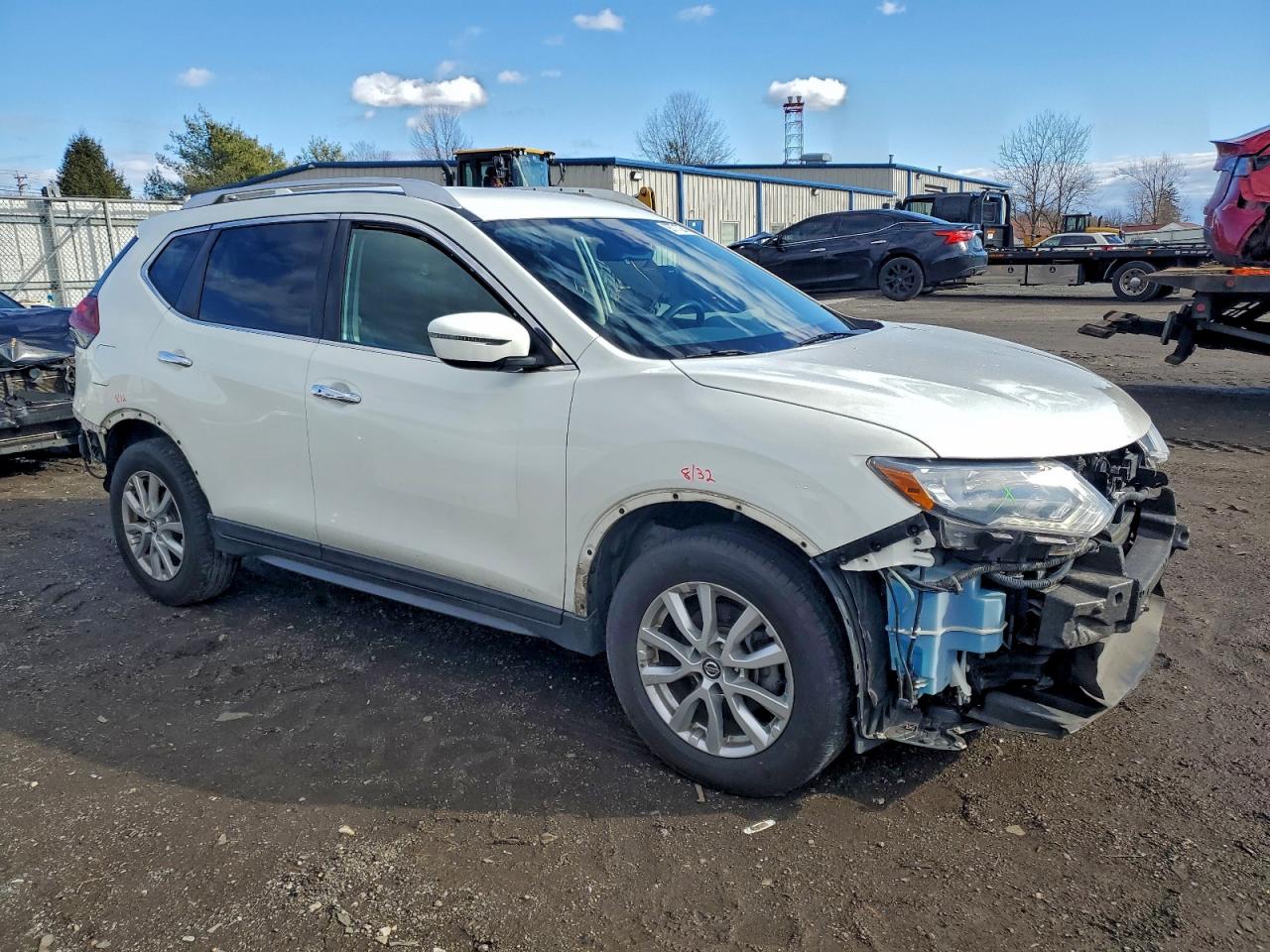 2019 NISSAN ROGUE S photo 4
