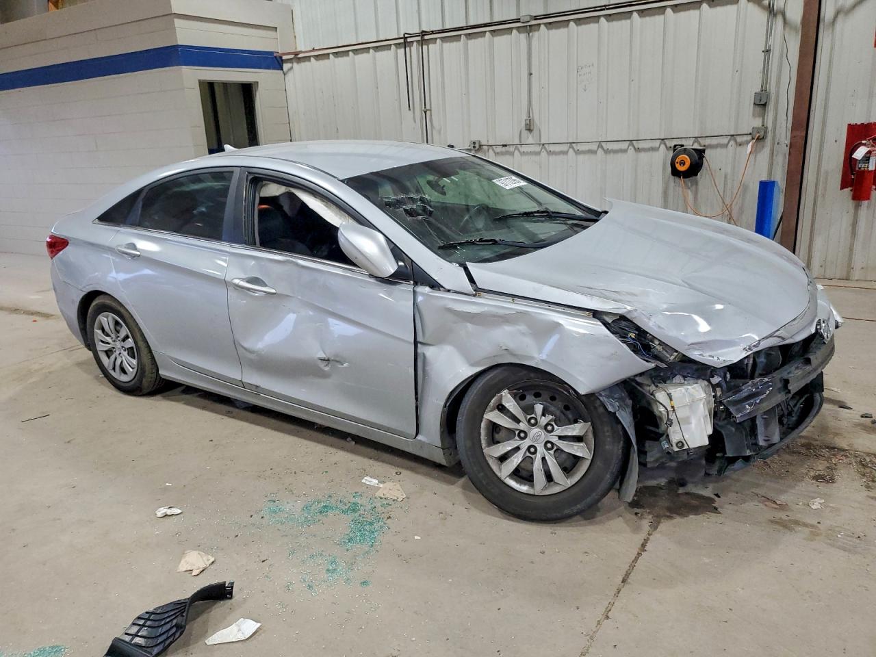 2011 HYUNDAI SONATA GLS photo 4