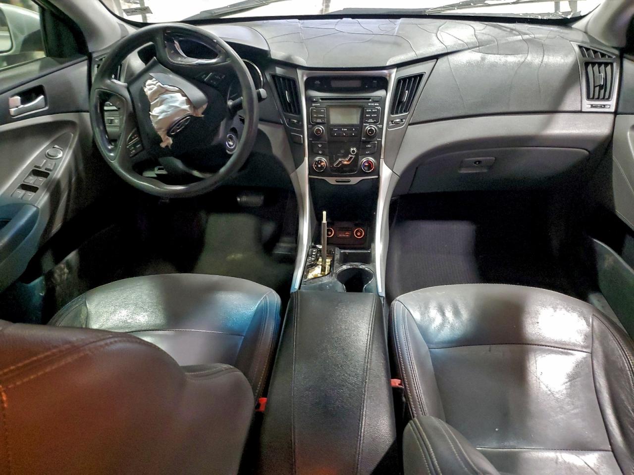 2011 HYUNDAI SONATA GLS photo 8