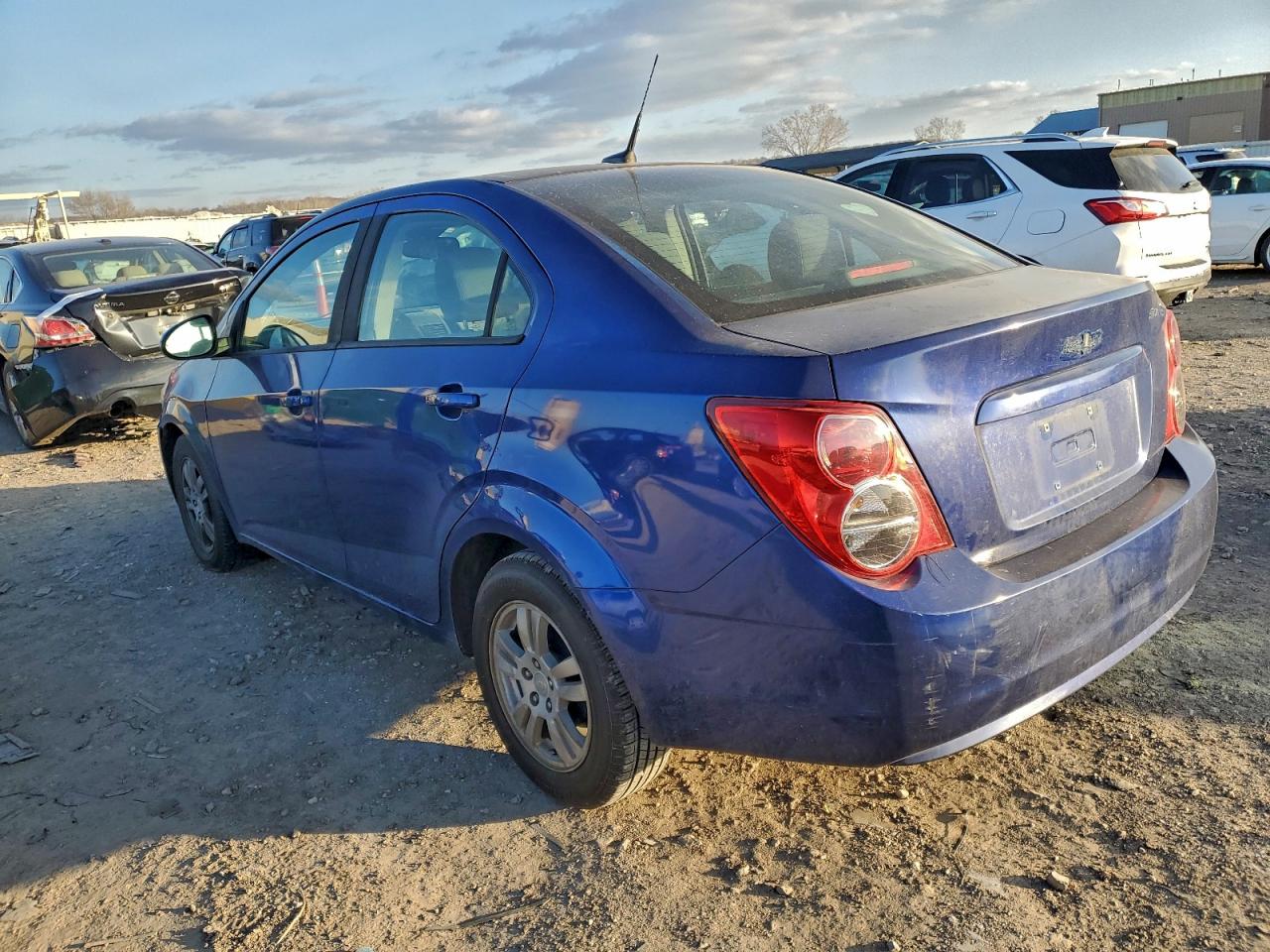 2012 CHEVROLET SONIC LS photo 2