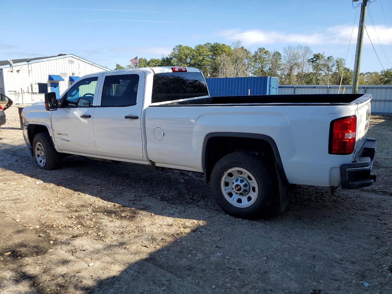 2019 GMC SIERRA K3500 photo 2