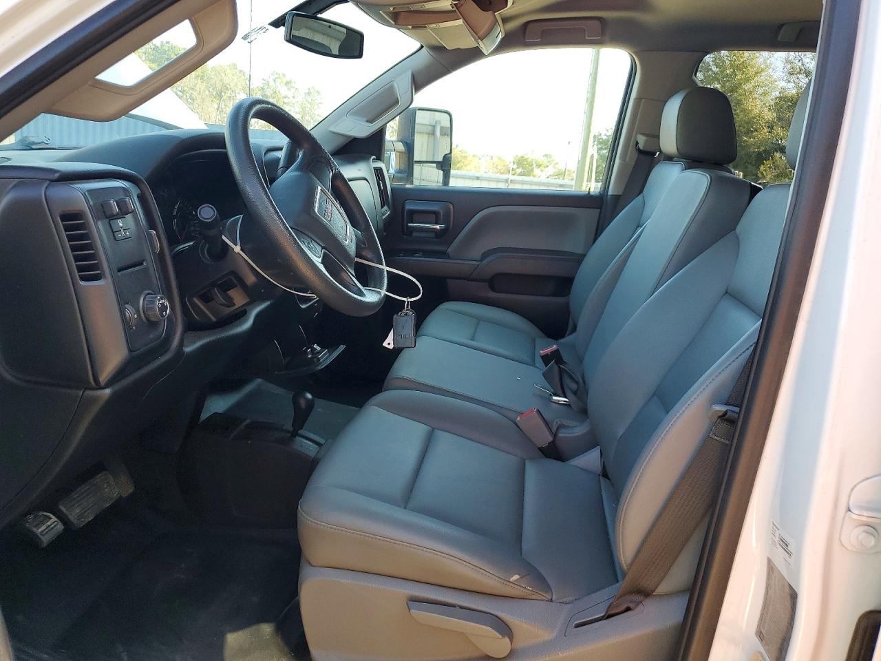 2019 GMC SIERRA K3500 photo 7
