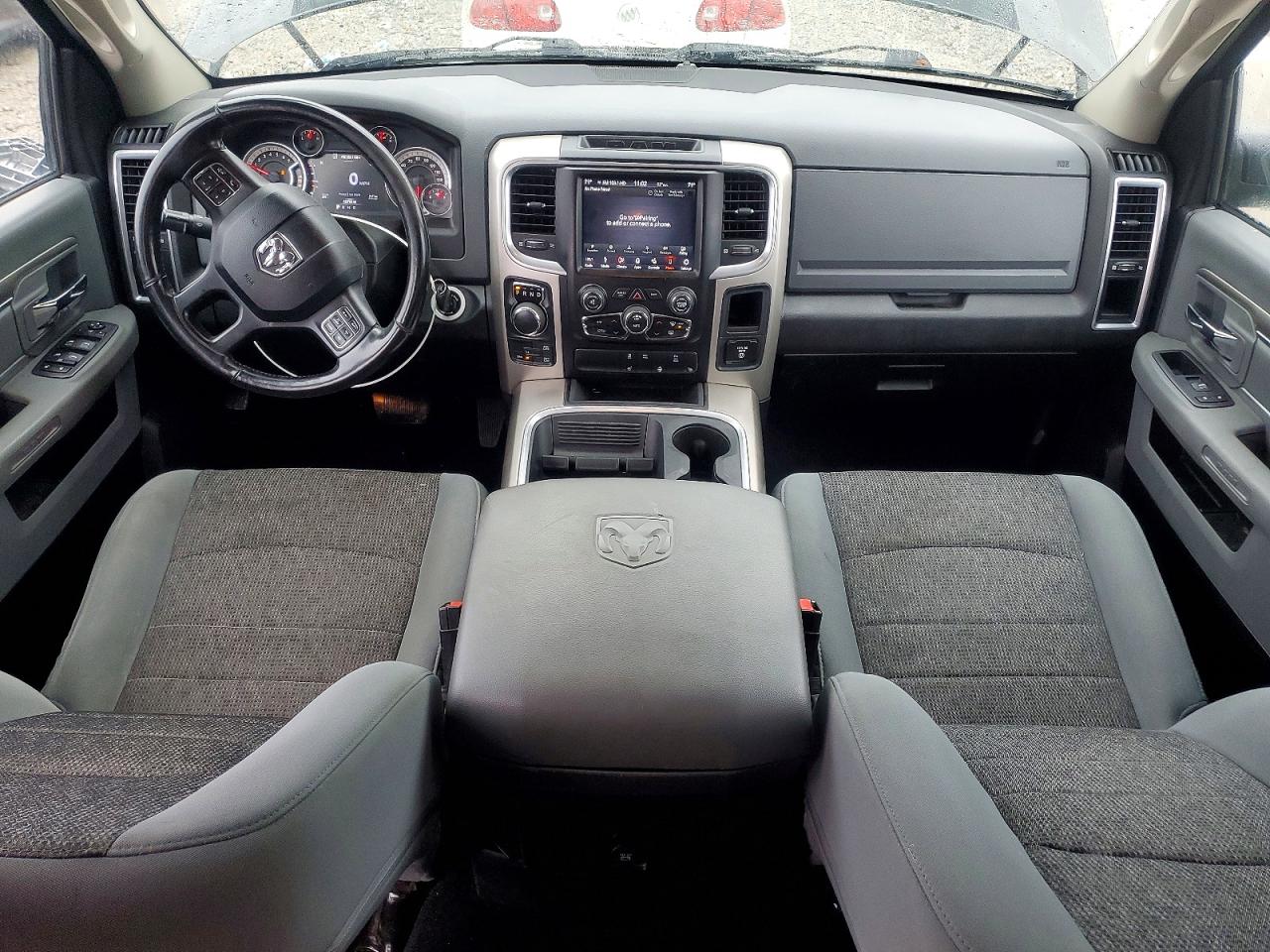 2019 RAM 1500 CLASSIC SLT photo 8