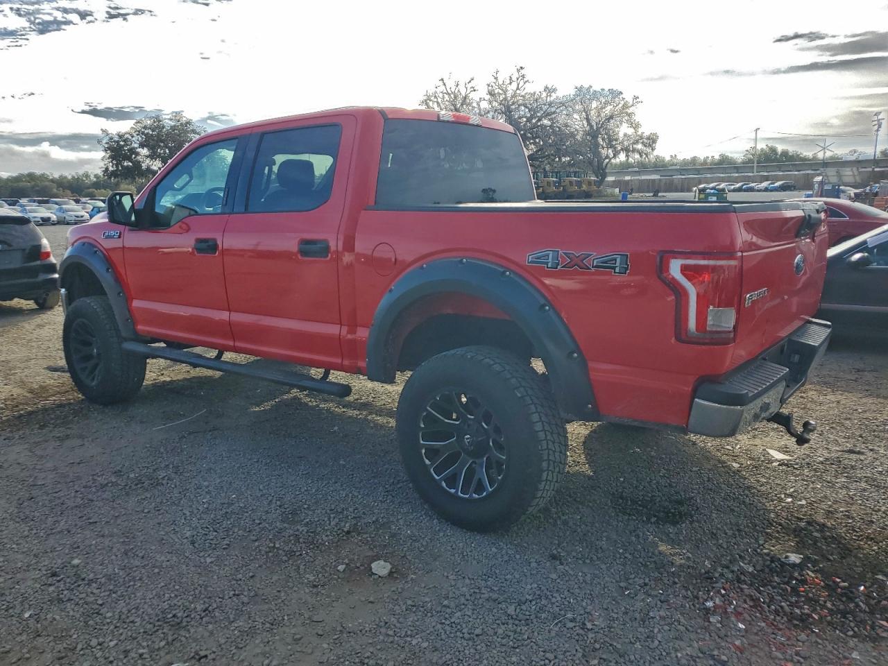 2017 FORD F150 SUPERCREW photo 2