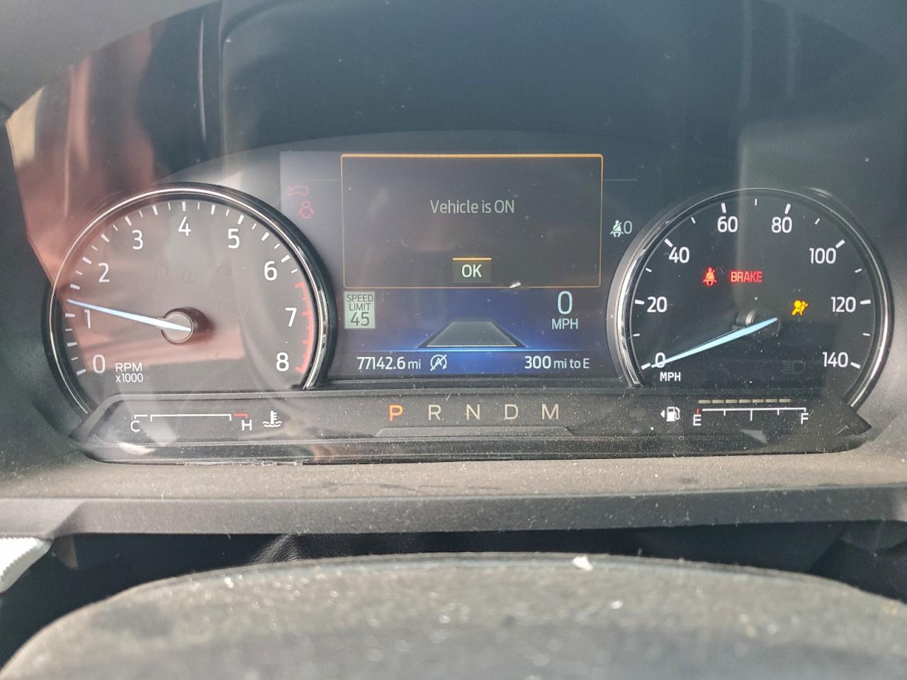 2020 FORD EXPLORER XLT photo 9