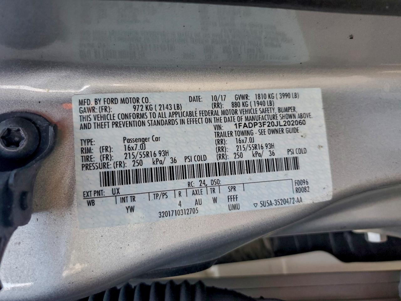 2018 FORD FOCUS SE photo 12