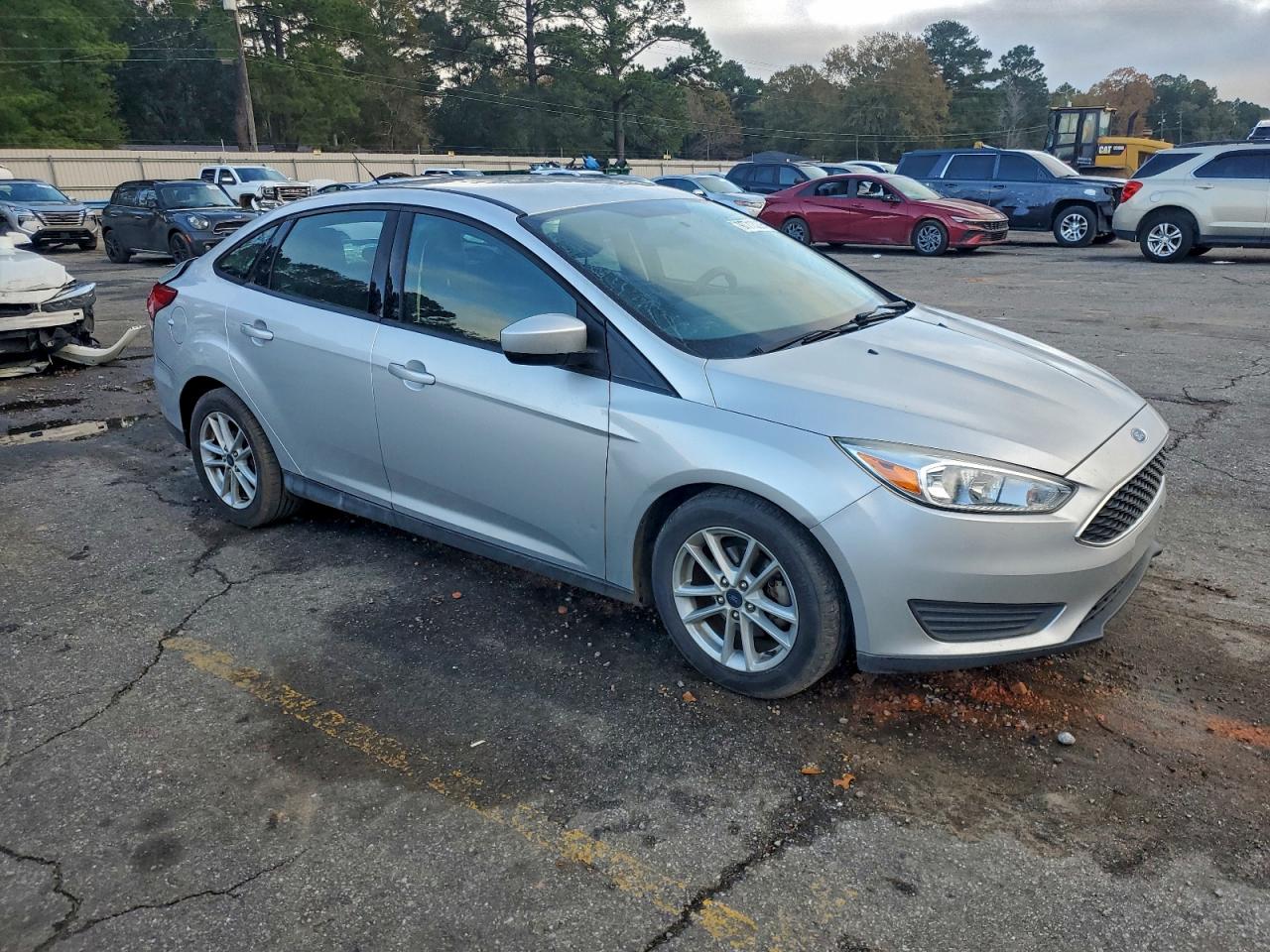 2018 FORD FOCUS SE photo 4