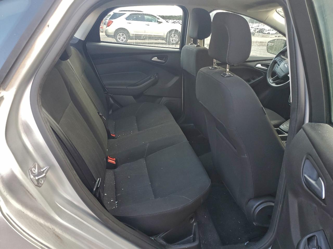 2018 FORD FOCUS SE photo 10