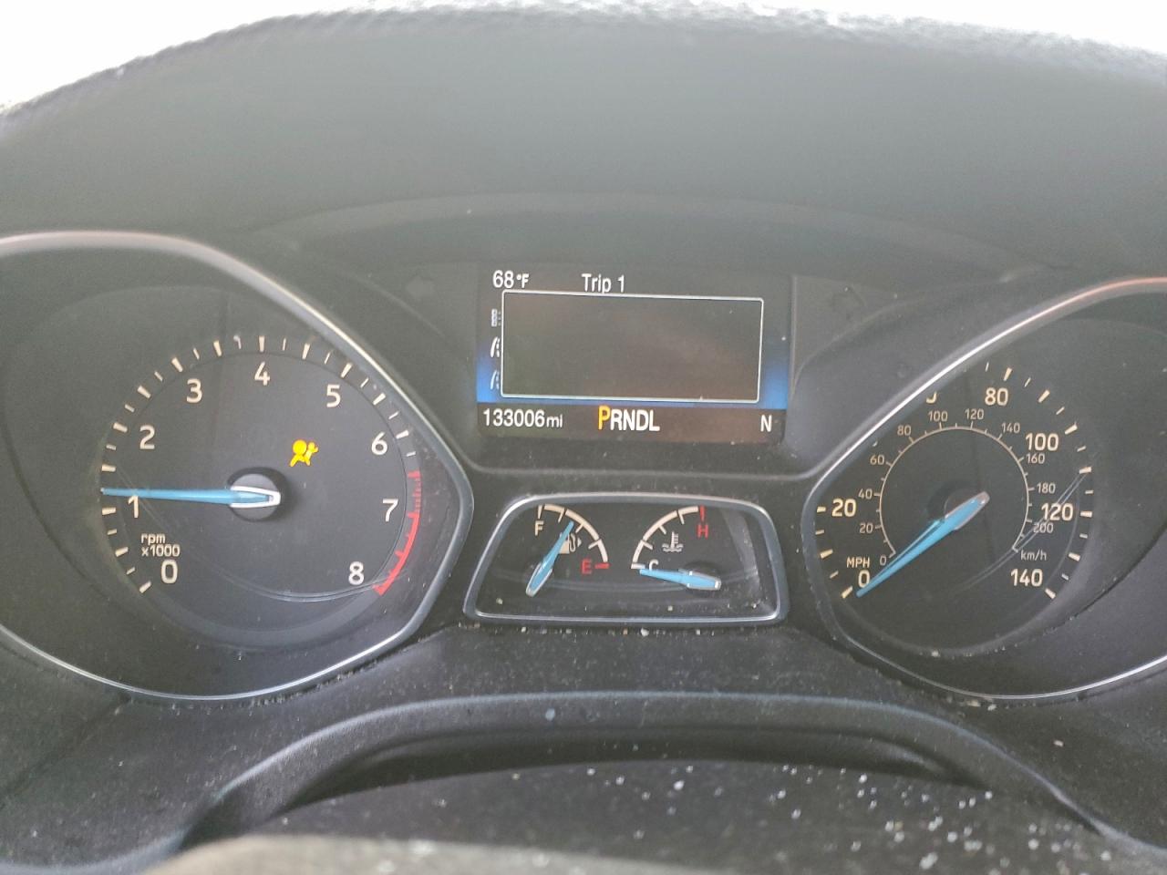 2018 FORD FOCUS SE photo 9