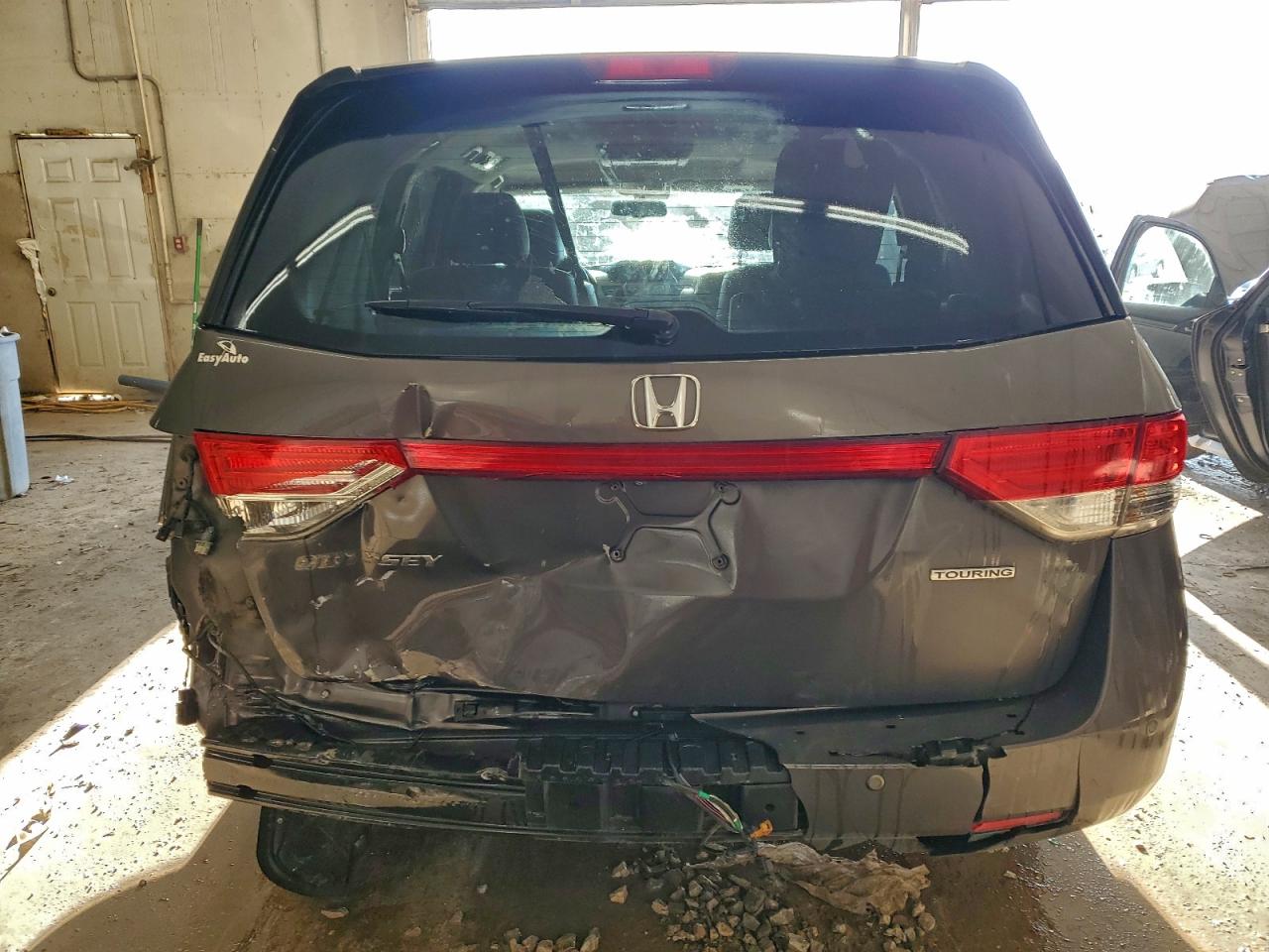 2014 HONDA ODYSSEY TOURING photo 11