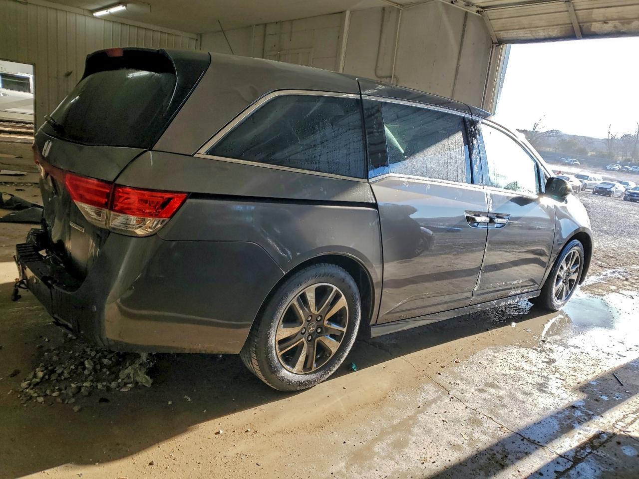 2014 HONDA ODYSSEY TOURING photo 5