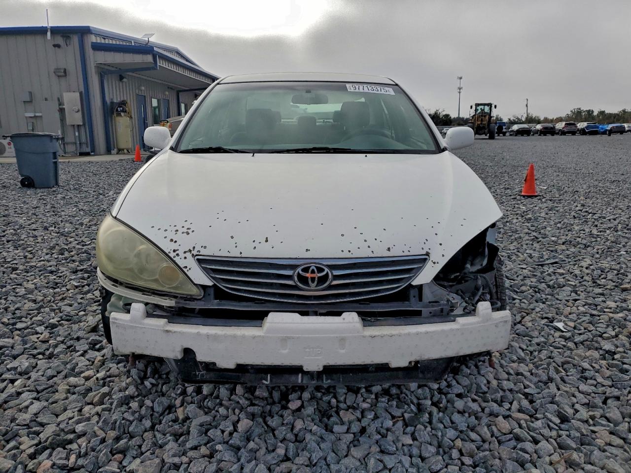 2005 TOYOTA CAMRY LE photo 5