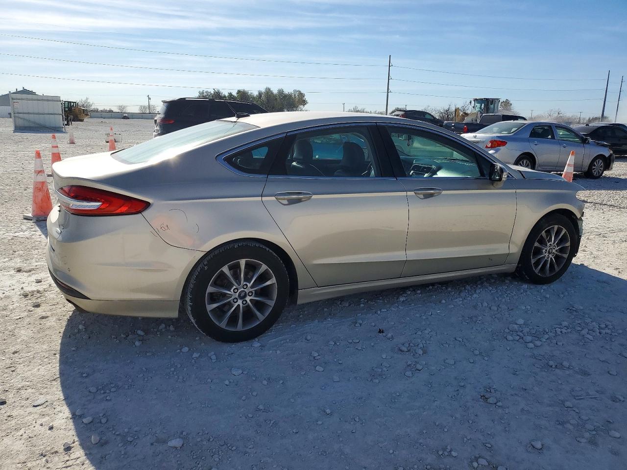 2017 FORD FUSION SE photo 3