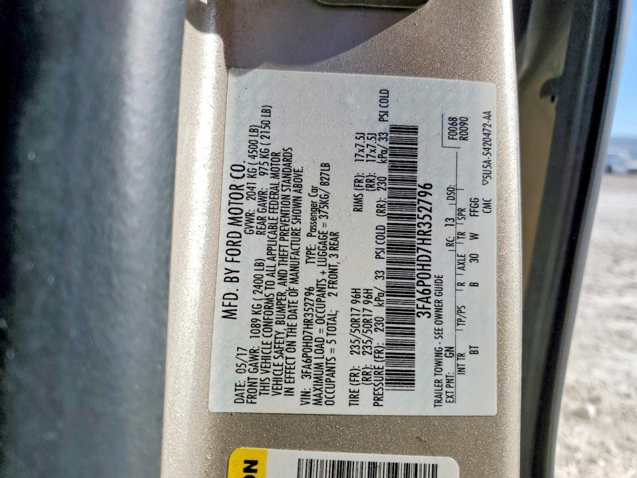 2017 FORD FUSION SE photo 13