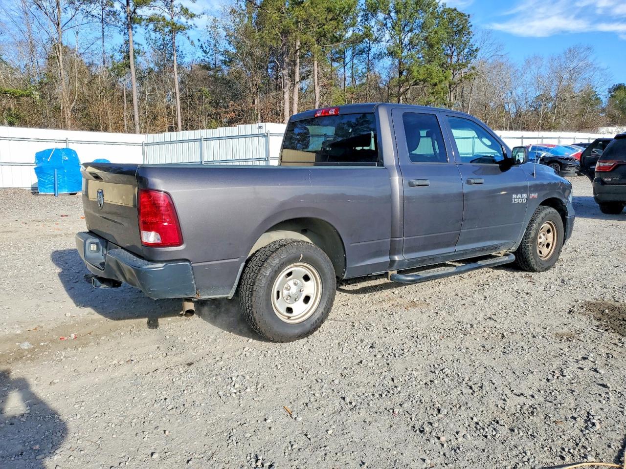 2018 RAM 1500 ST photo 3