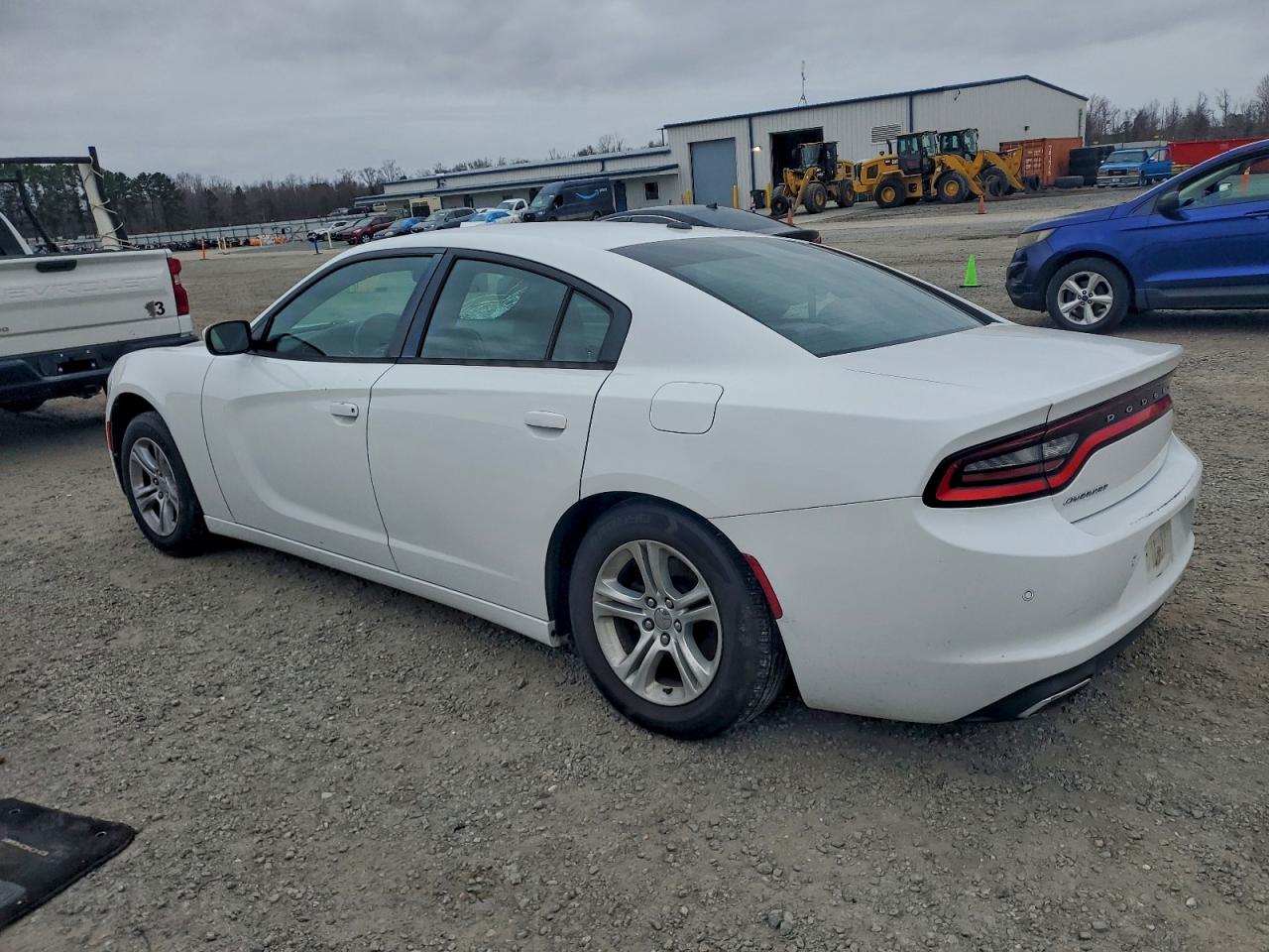 2015 DODGE CHARGER SE photo 2