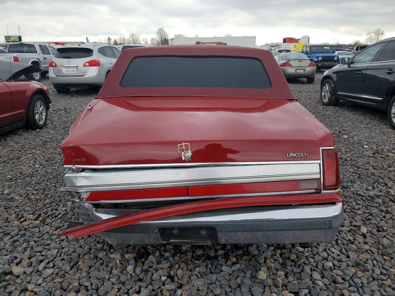 1989 LINCOLN TOWN CAR photo 6