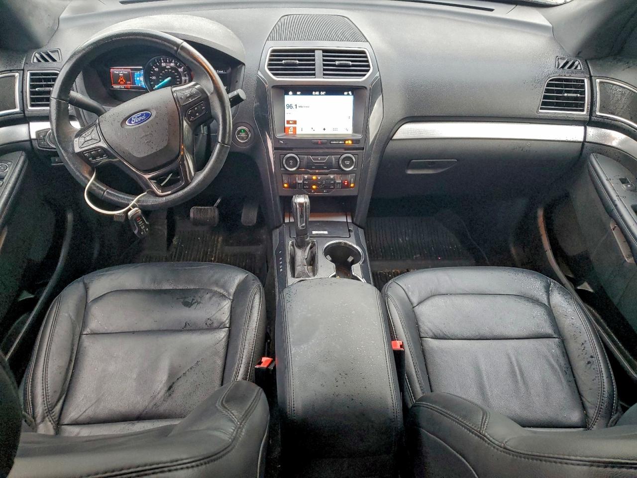 2017 FORD EXPLORER XLT photo 8
