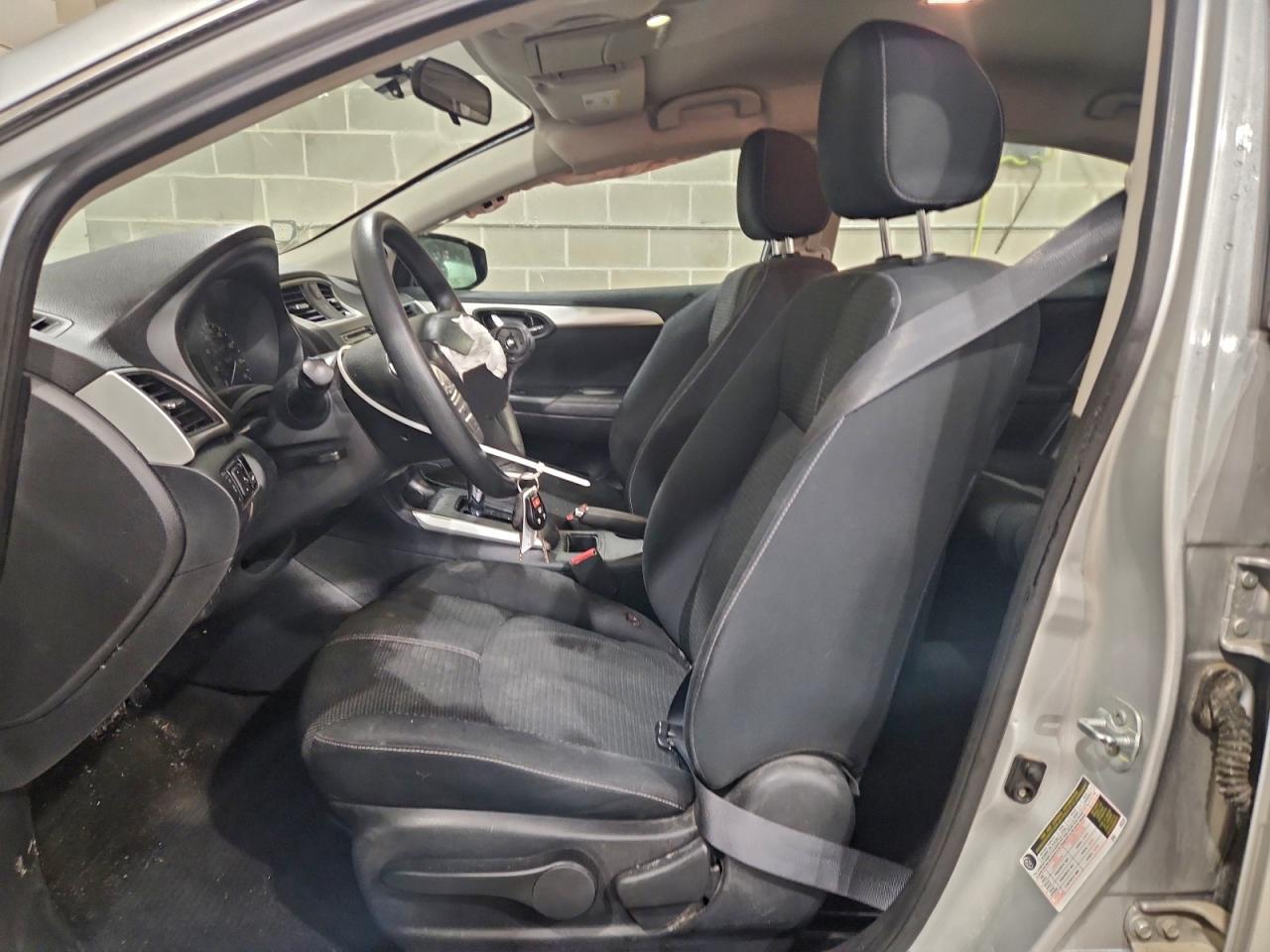 2017 NISSAN SENTRA S photo 13