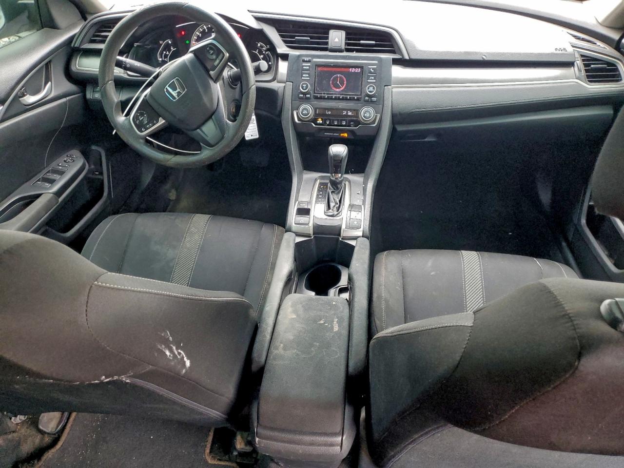 2016 HONDA CIVIC LX photo 8