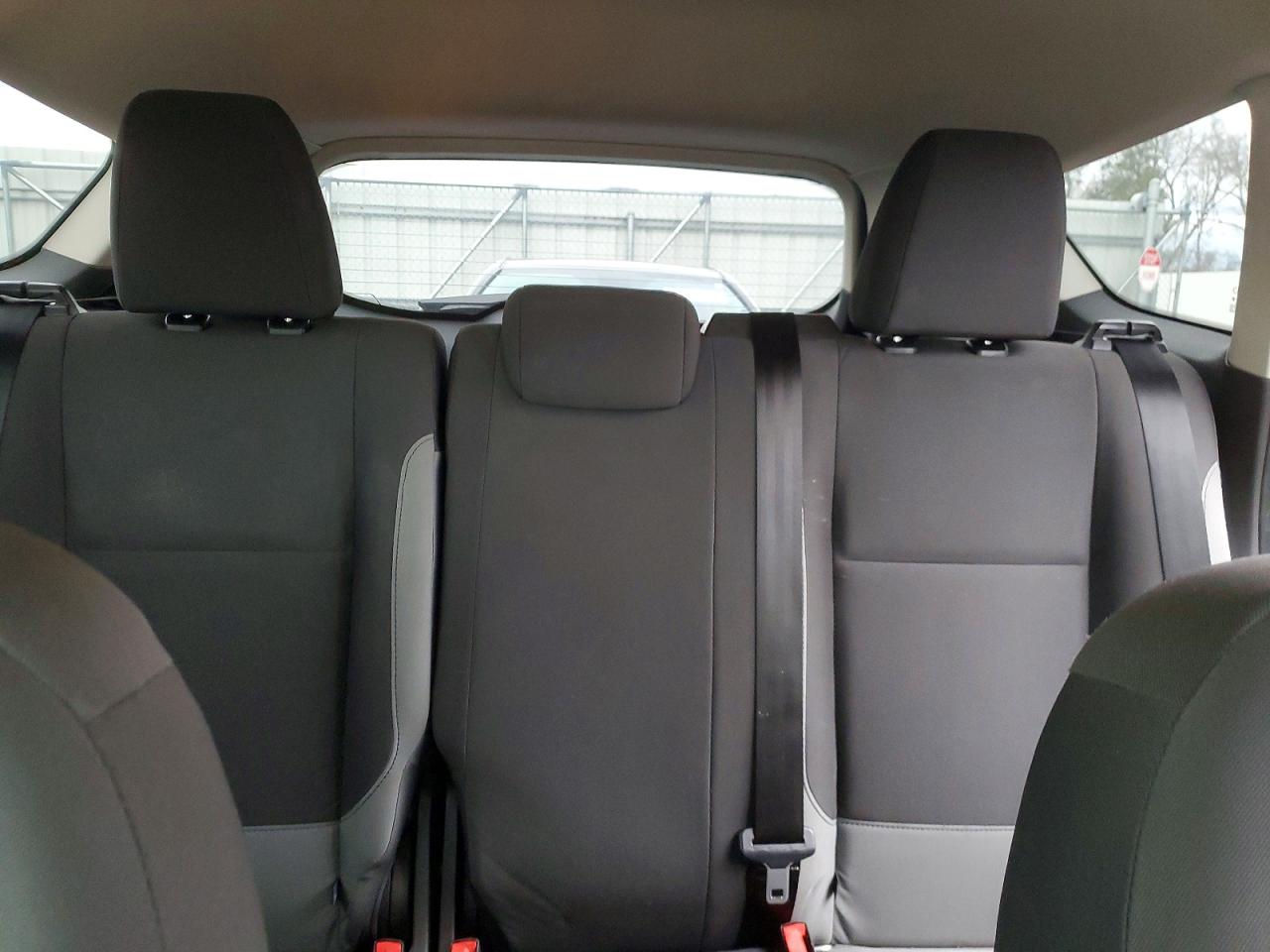 2015 FORD ESCAPE S photo 10