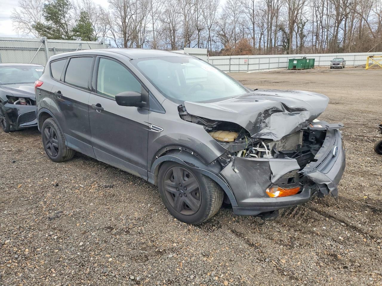 2015 FORD ESCAPE S photo 4