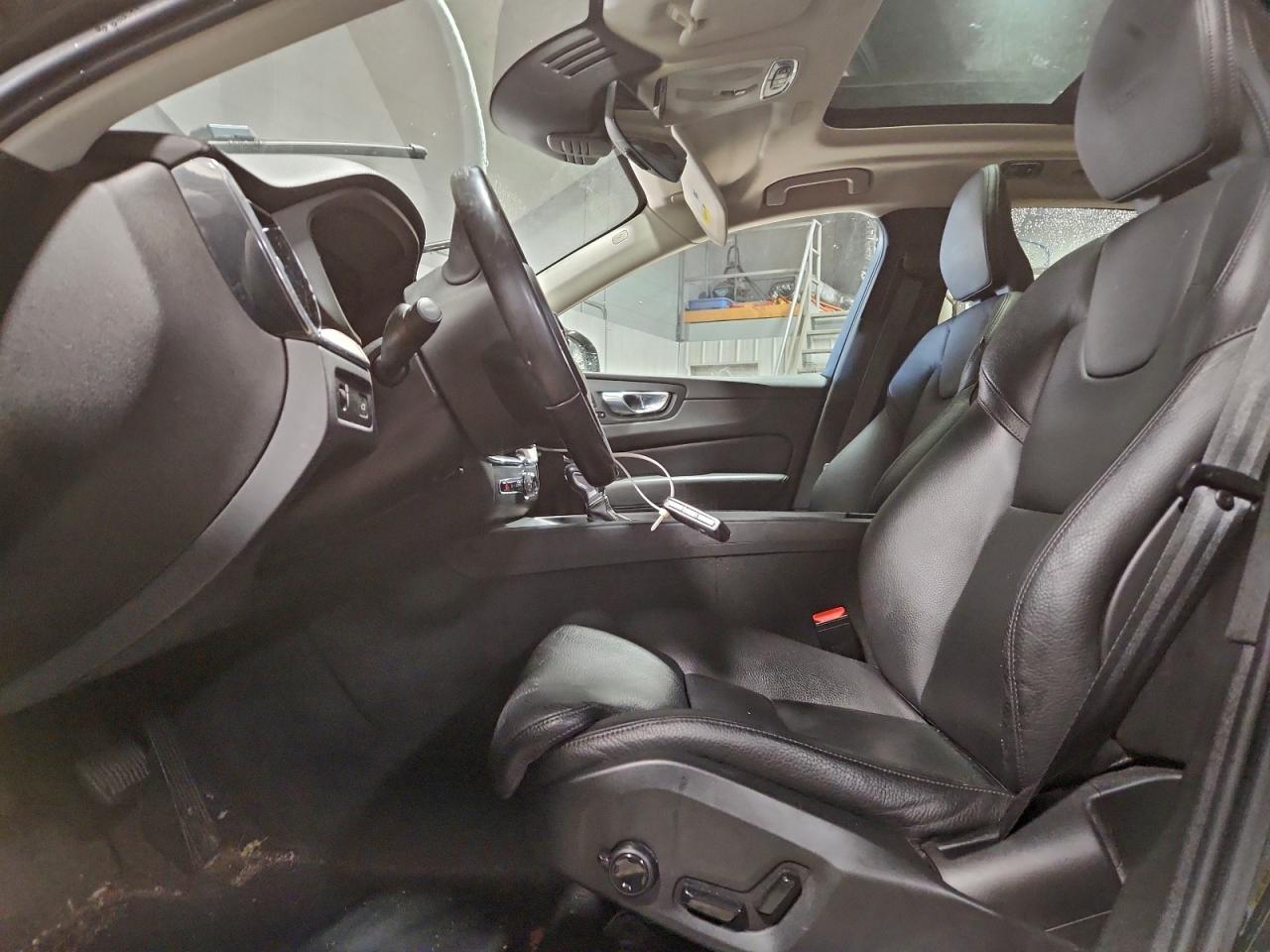 2019 VOLVO XC60 T6 INSCRIPTION photo 7