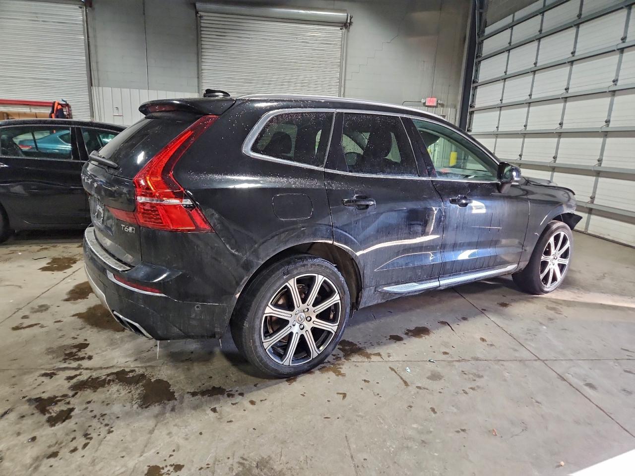 2019 VOLVO XC60 T6 INSCRIPTION photo 3