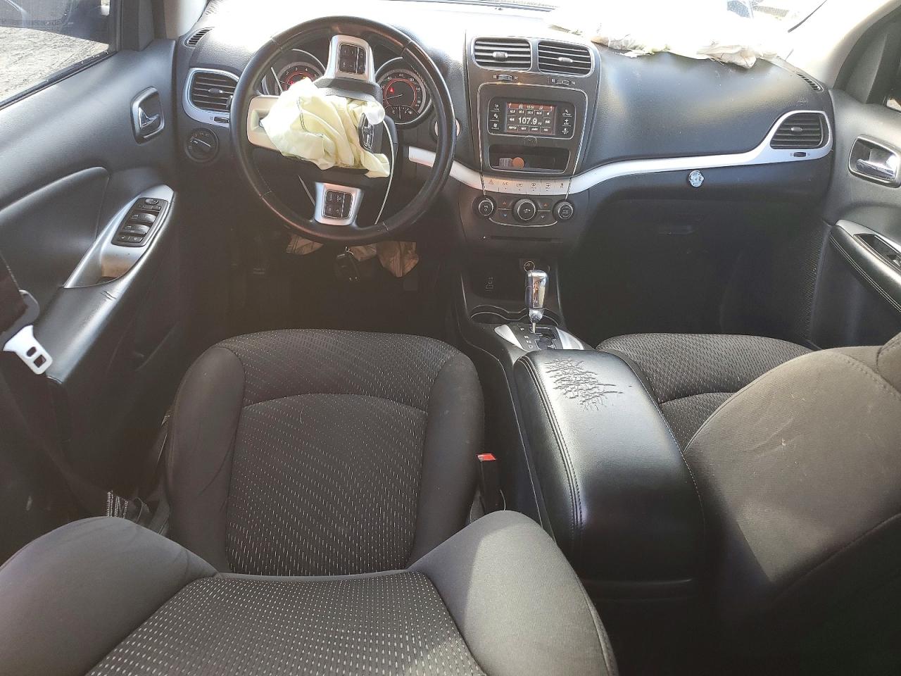 2017 DODGE JOURNEY SE photo 8