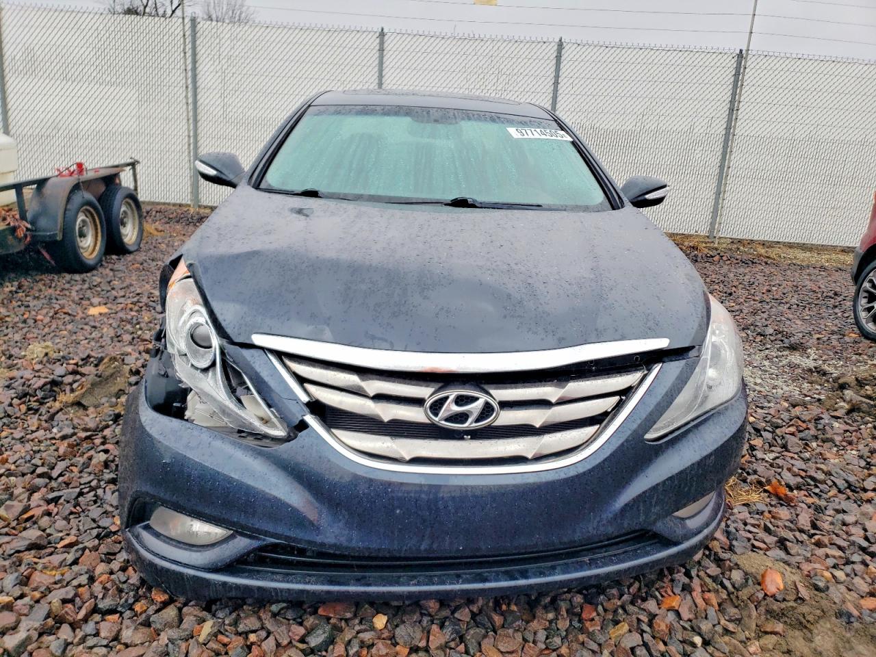 2011 HYUNDAI SONATA SE photo 9