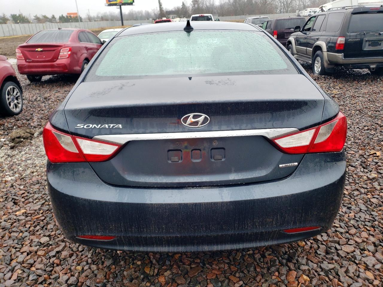 2011 HYUNDAI SONATA SE photo 11