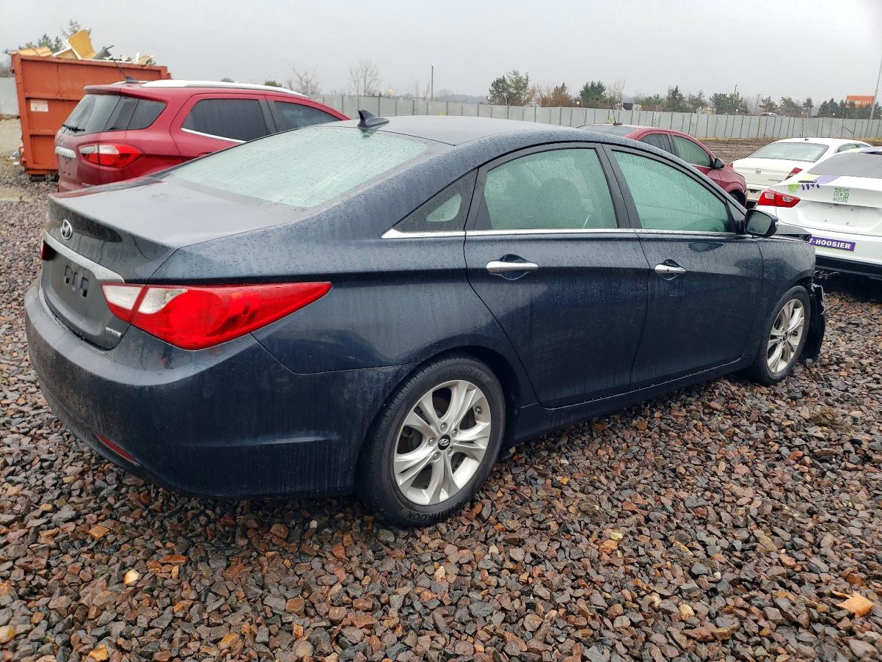 2011 HYUNDAI SONATA SE photo 5