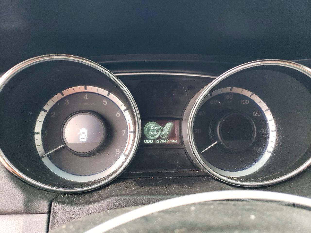 2011 HYUNDAI SONATA SE photo 17