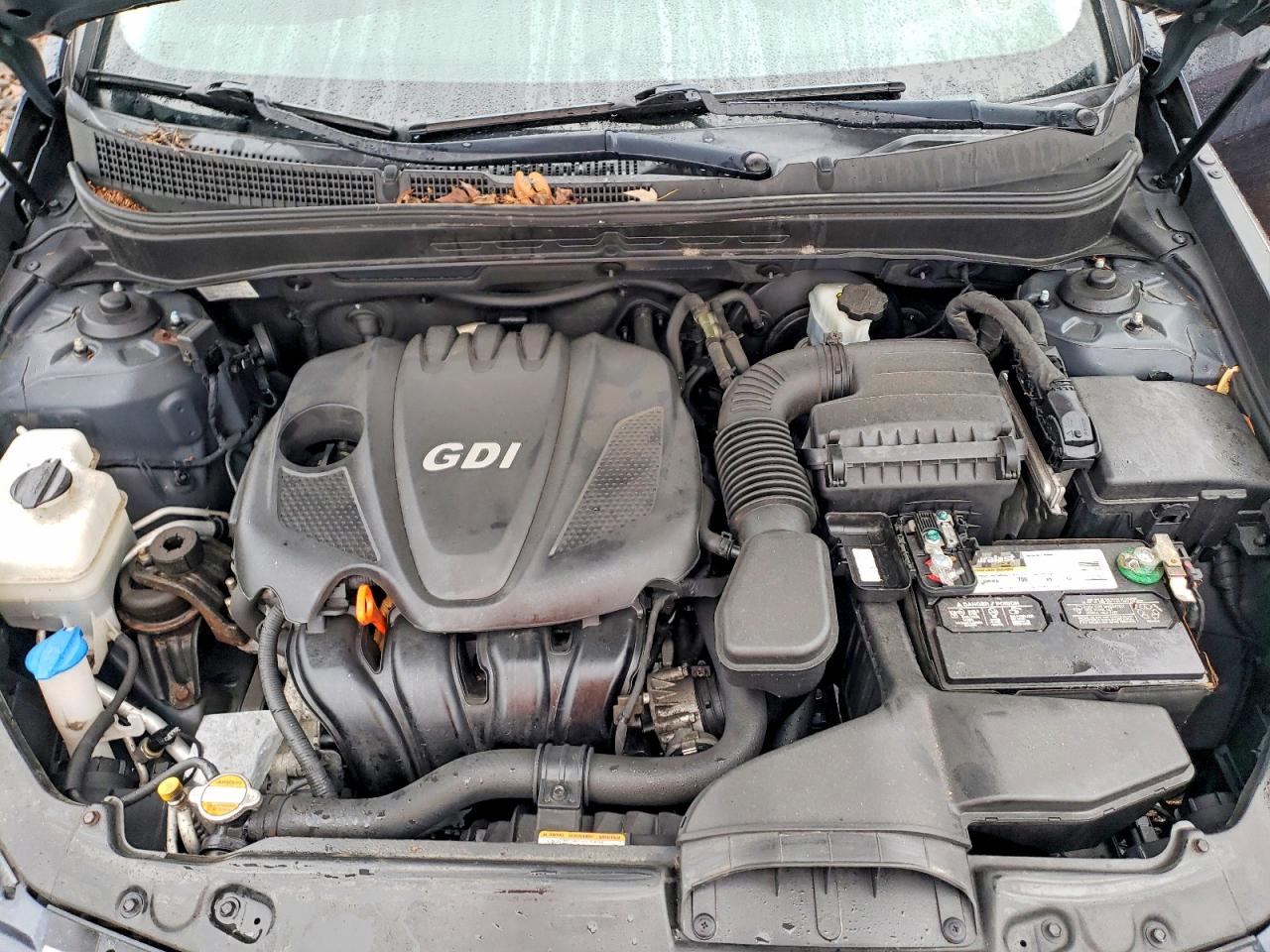 2011 HYUNDAI SONATA SE photo 21