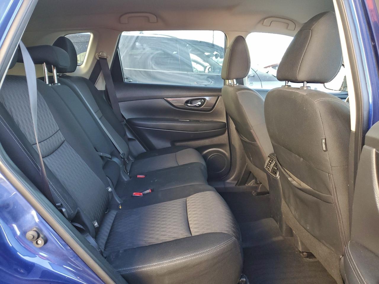 2019 NISSAN ROGUE S photo 10