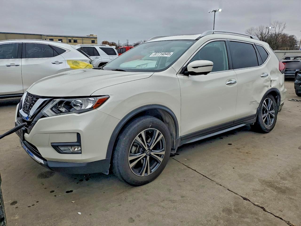 2020 NISSAN ROGUE