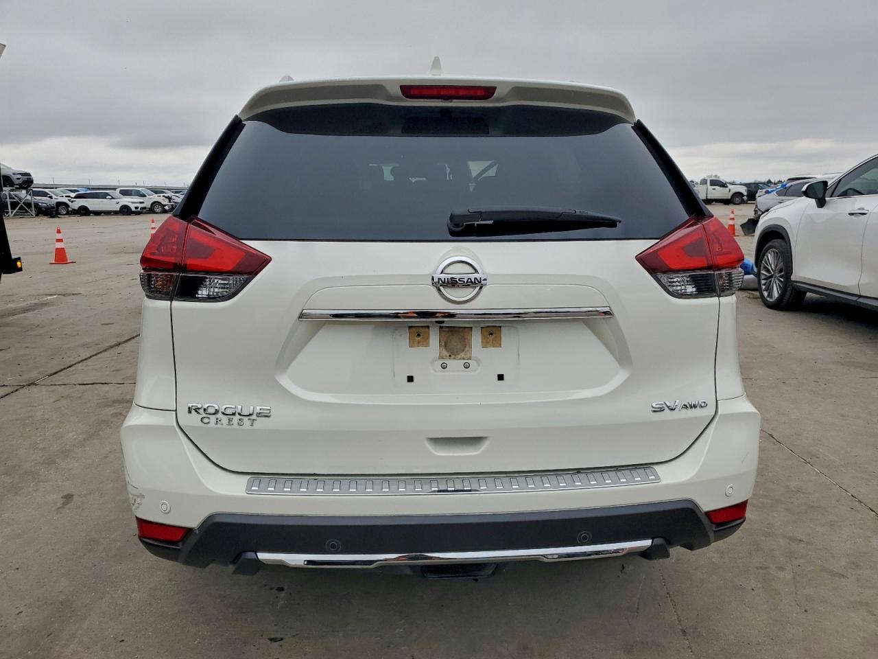 2020 NISSAN ROGUE S photo 6
