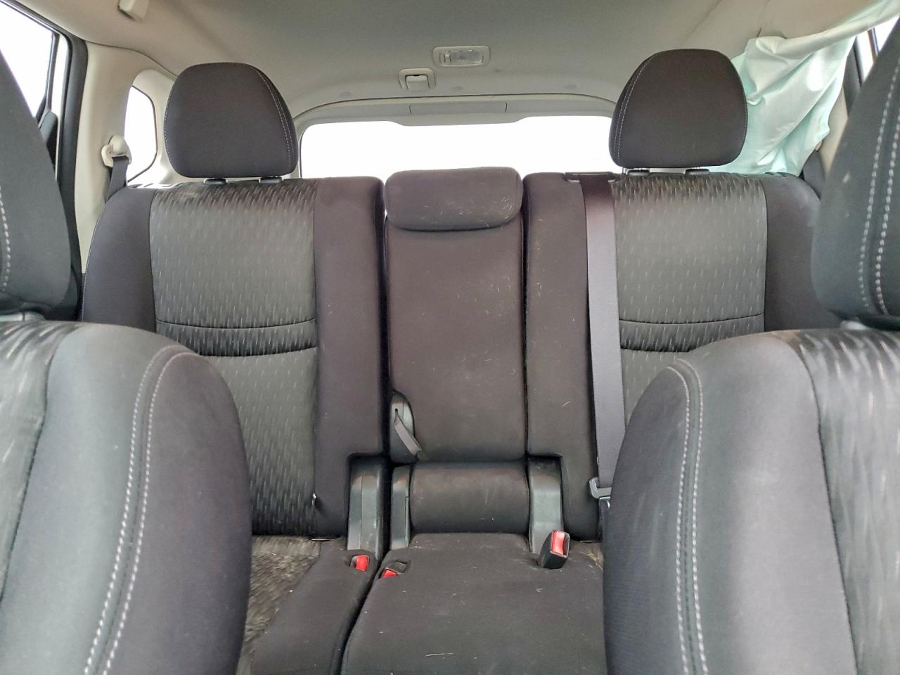 2020 NISSAN ROGUE S photo 10