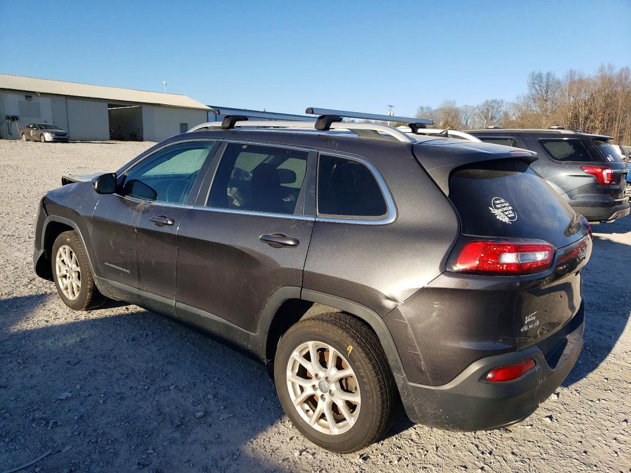 2015 JEEP CHEROKEE LATITUDE photo 2