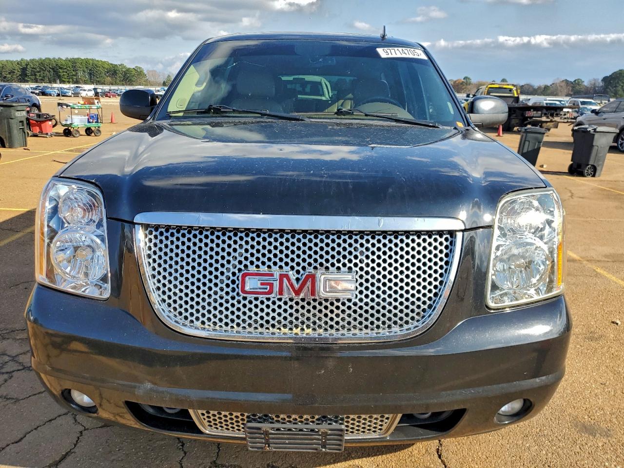 2010 GMC YUKON XL K1500 SLT photo 5