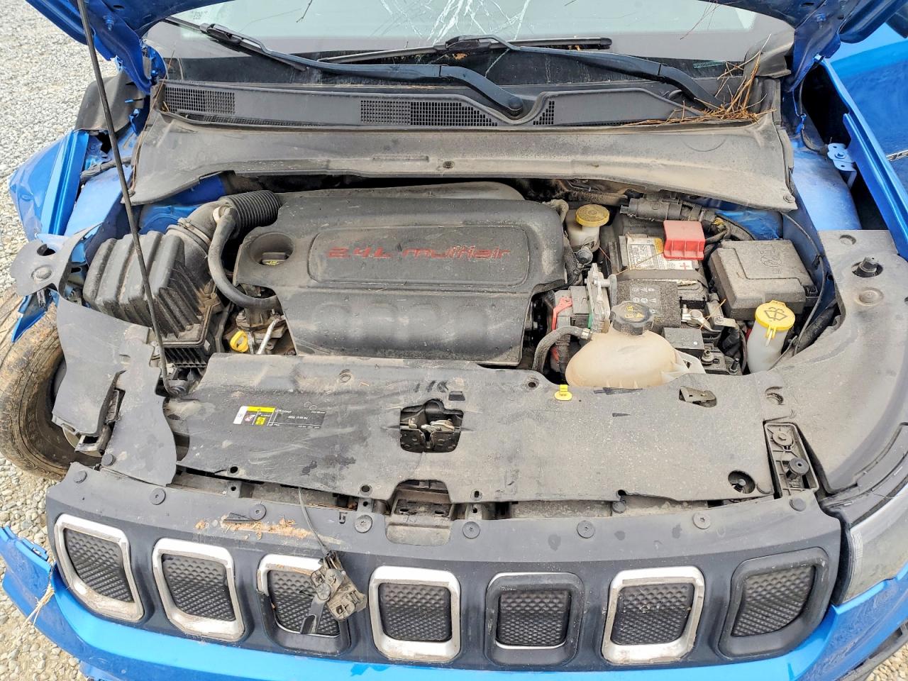 2022 JEEP COMPASS LATITUDE photo 11