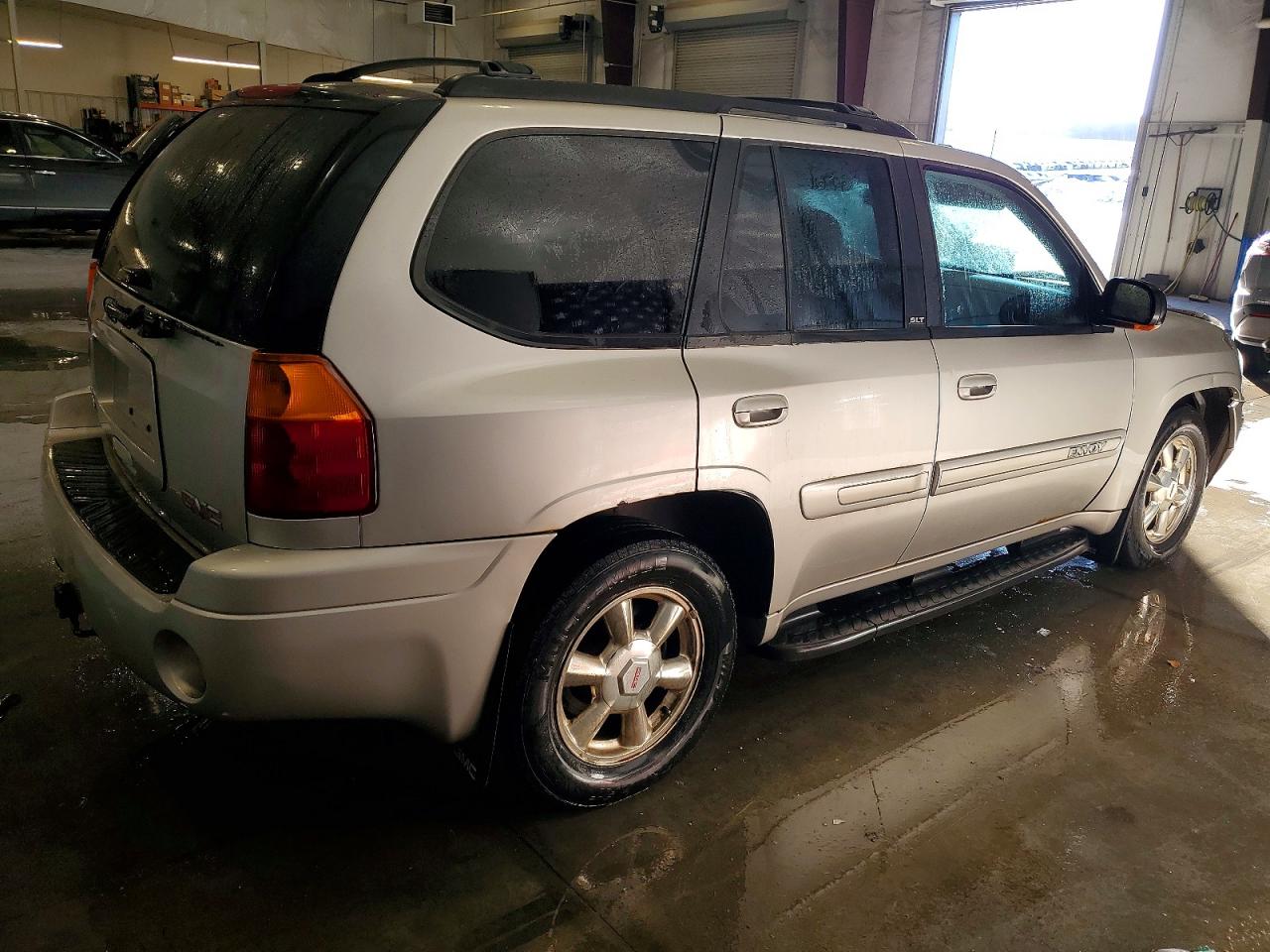 2005 GMC ENVOY photo 3