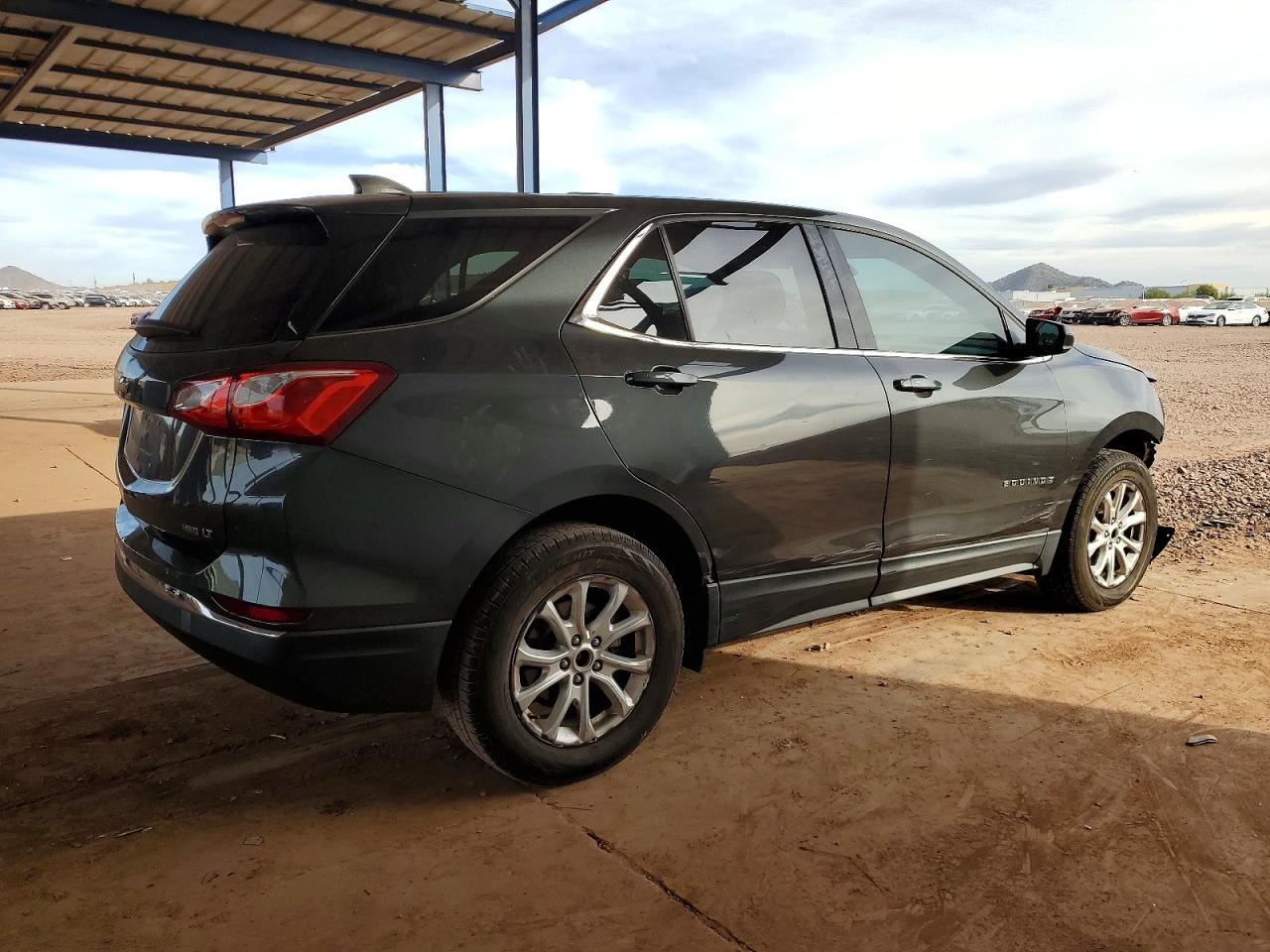 2019 CHEVROLET EQUINOX LT photo 3