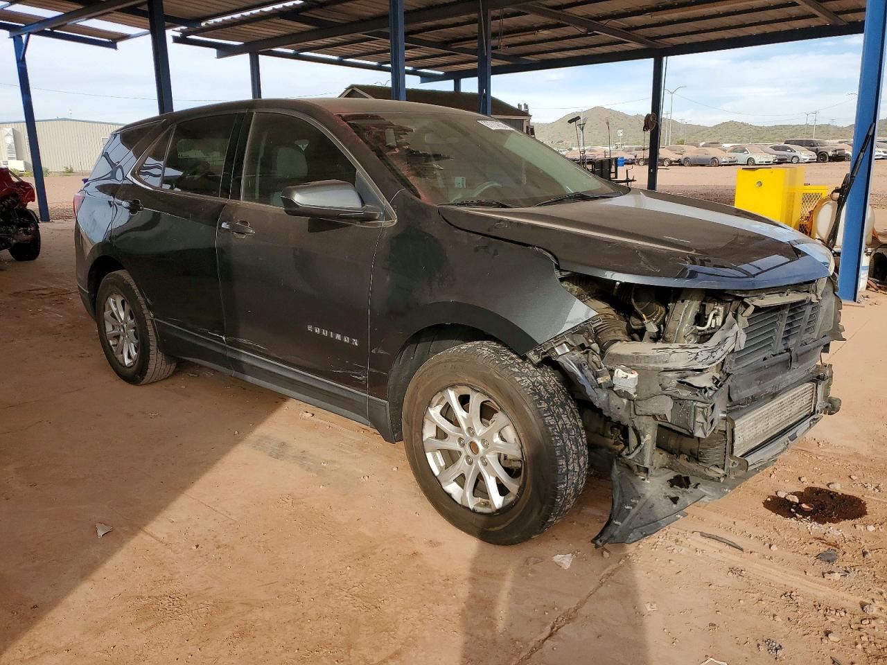 2019 CHEVROLET EQUINOX LT photo 4