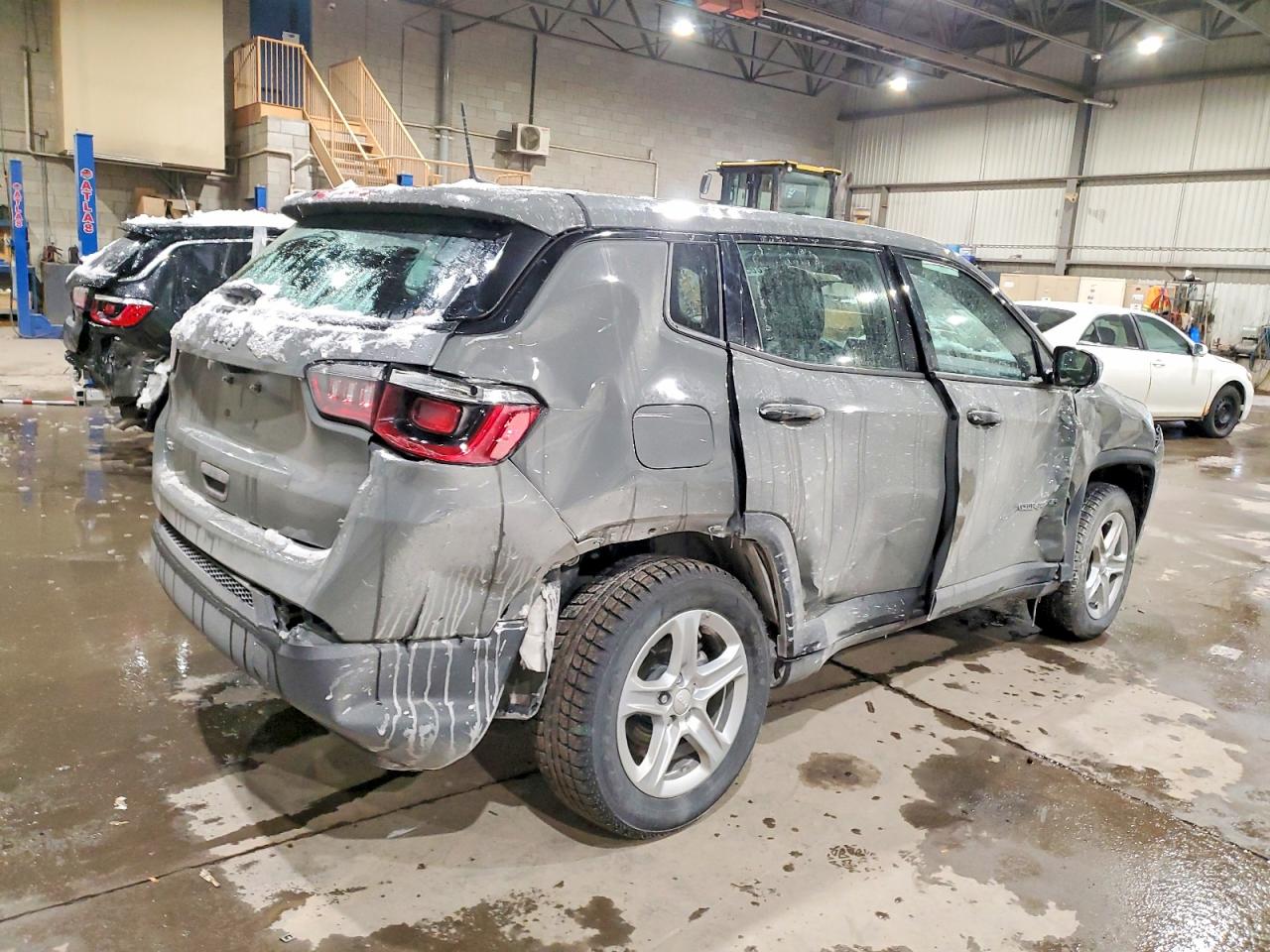 2024 JEEP COMPASS SPORT photo 3